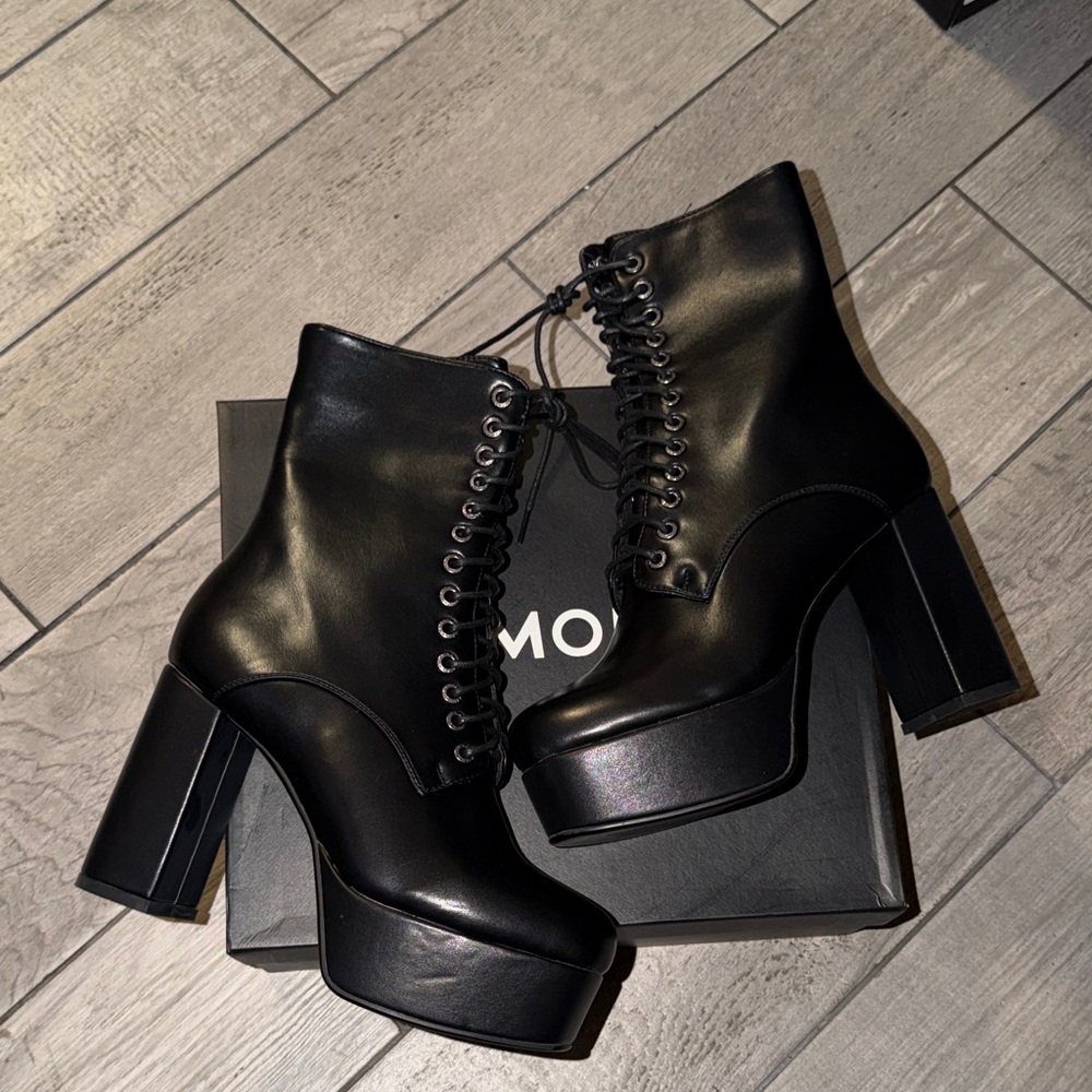 Black Lace-Up Platform Boots - Picture 3 of 6